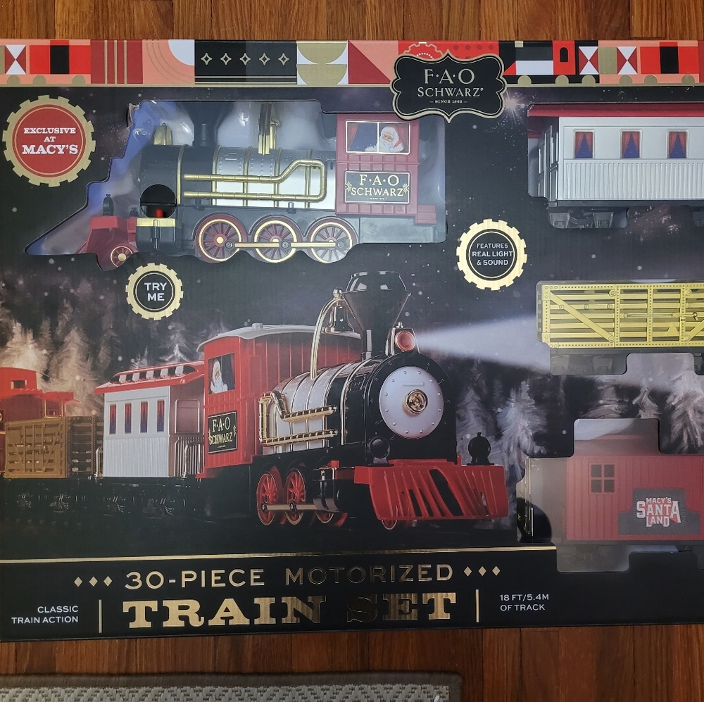 FAO Schwarz train set